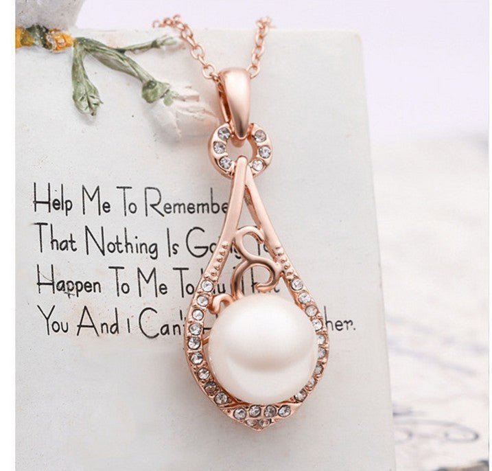 Fashion Pearl Necklace Clavicle Chain - MagicWhisper Boutique